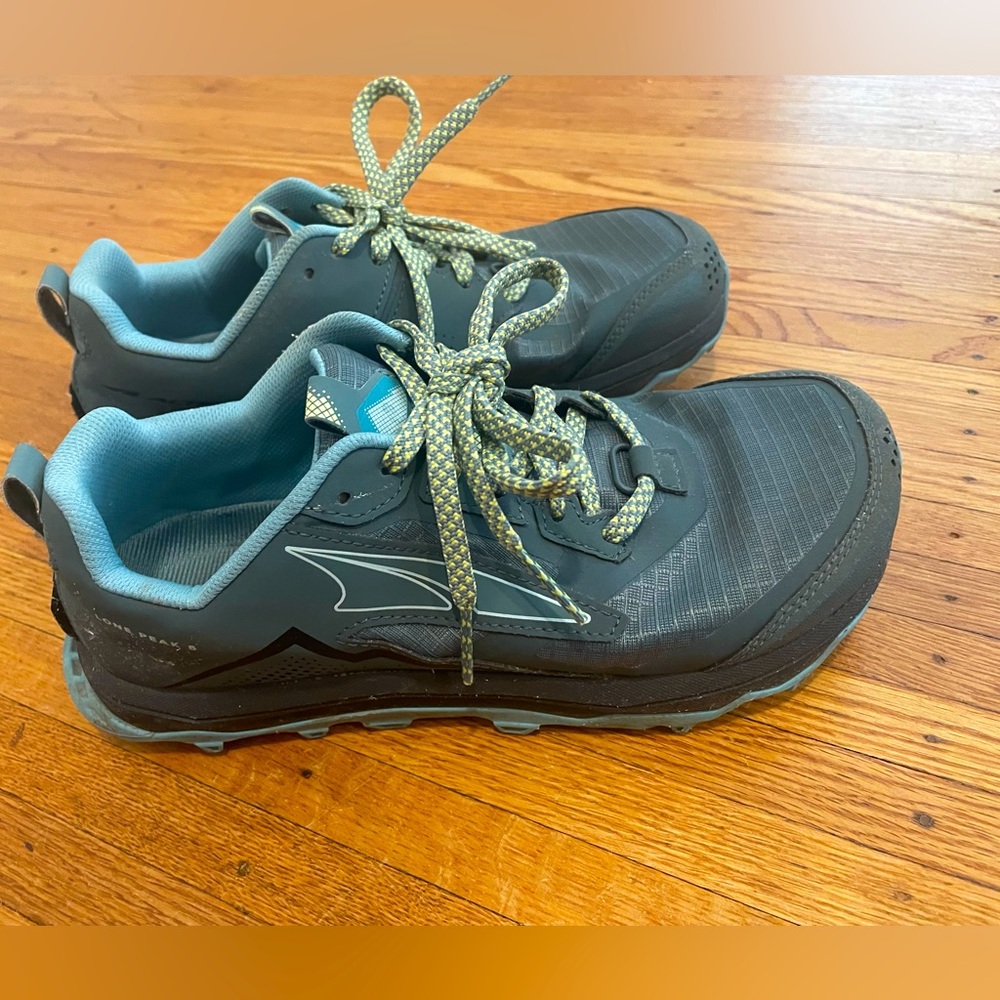 Ultra Lone Peak 5 women’s hiking shoes size 7.5